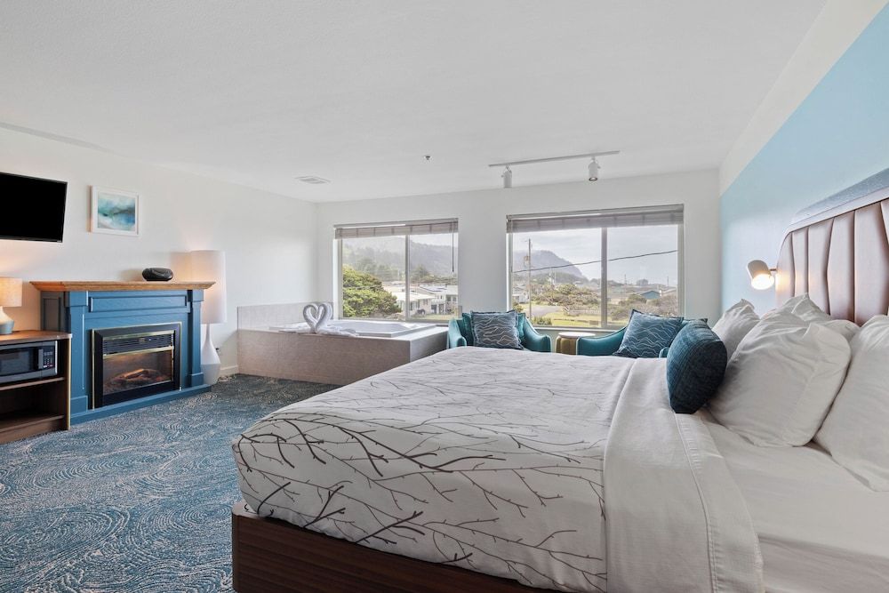 King Room, Partial Ocean View, Jetted Tub