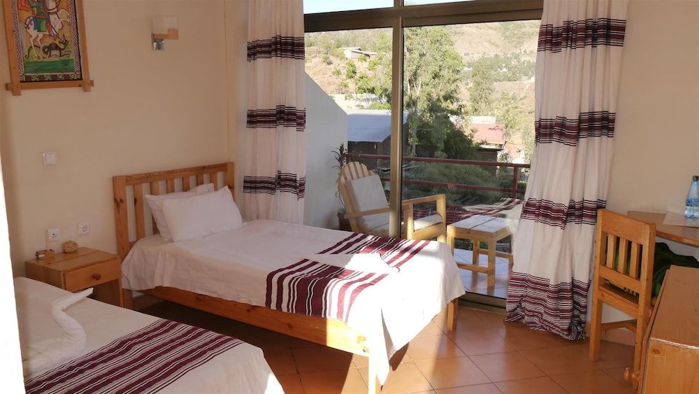 Sora Lodge Lalibela Standard Single Room, Balcony, Mountain View 5