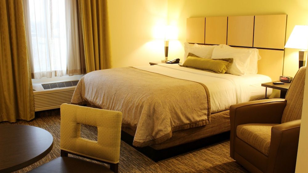 Suite, 1 Bedroom, Accessible (Communications)