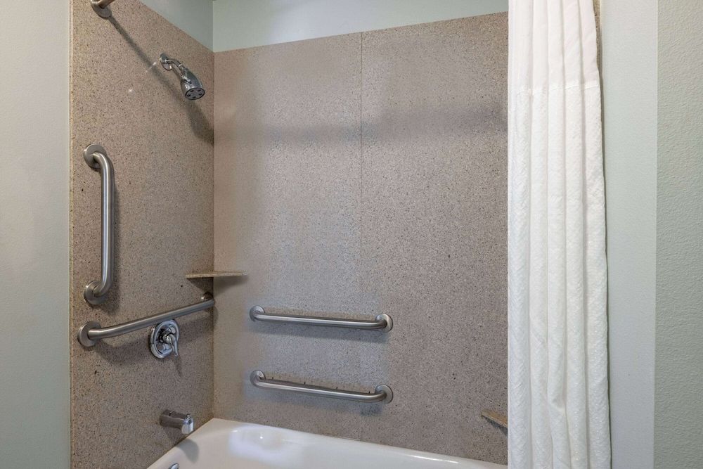 Suite, 1 King Bed, Accessible, Non Smoking (Mobility, Bathtub w/ Grab Bars)