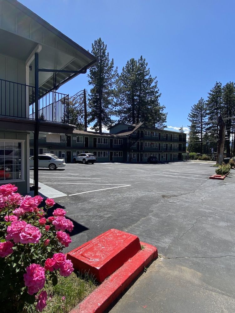 undefined Budget INN At The Heavenly Gondola 8