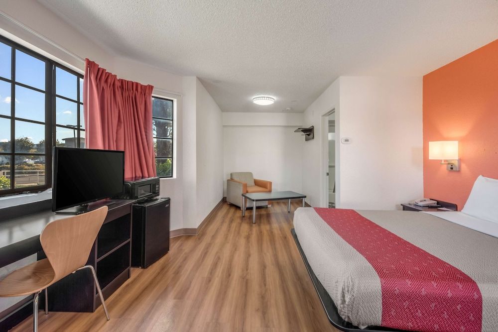 Deluxe Room, 2 Double Beds, Non Smoking, Refrigerator
