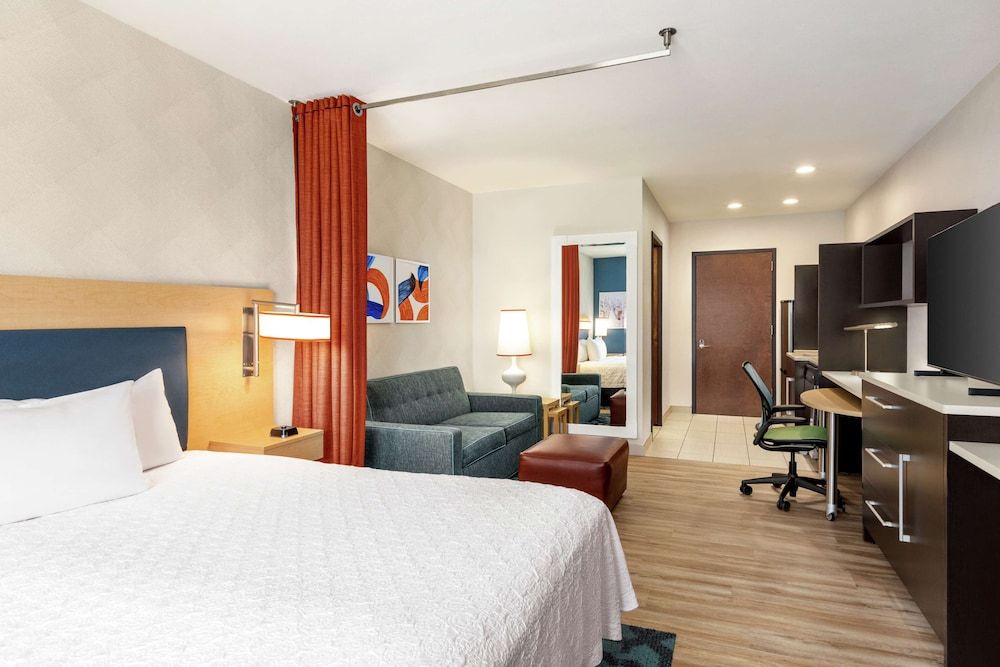 undefined Home2 Suites by Hilton NY Long Island City/Manhattan View 3