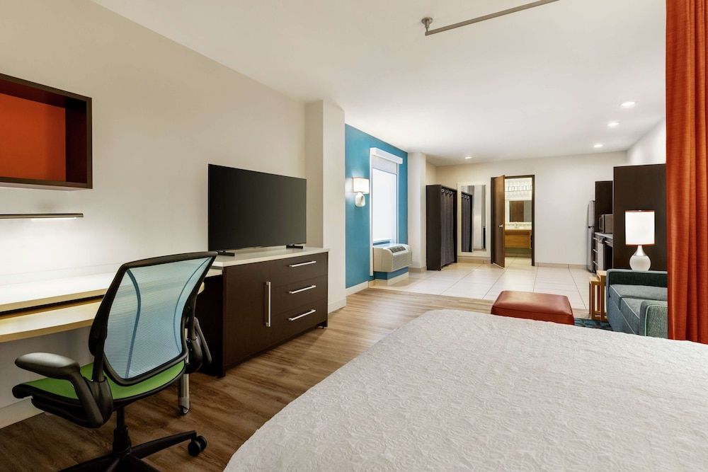 Home2 Suites by Hilton NY Long Island City/Manhattan View Studio Suite, 1 Queen Bed, Accessible, Non Smoking (Hearing)