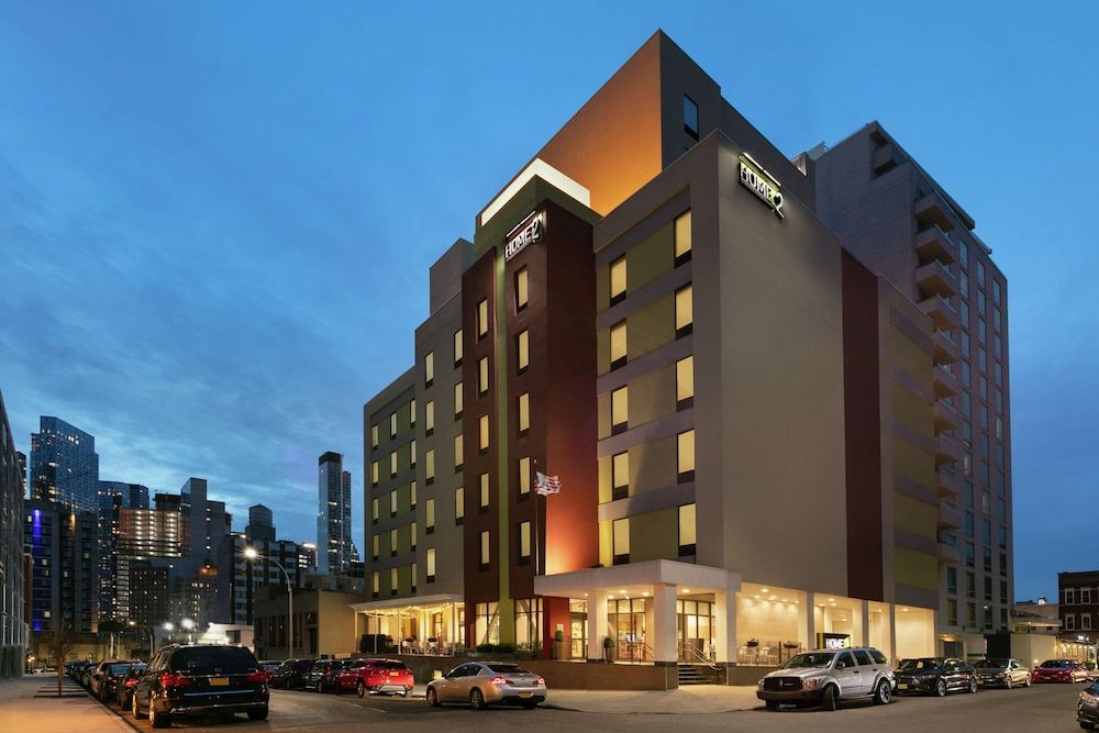 undefined Home2 Suites by Hilton NY Long Island City/Manhattan View 8