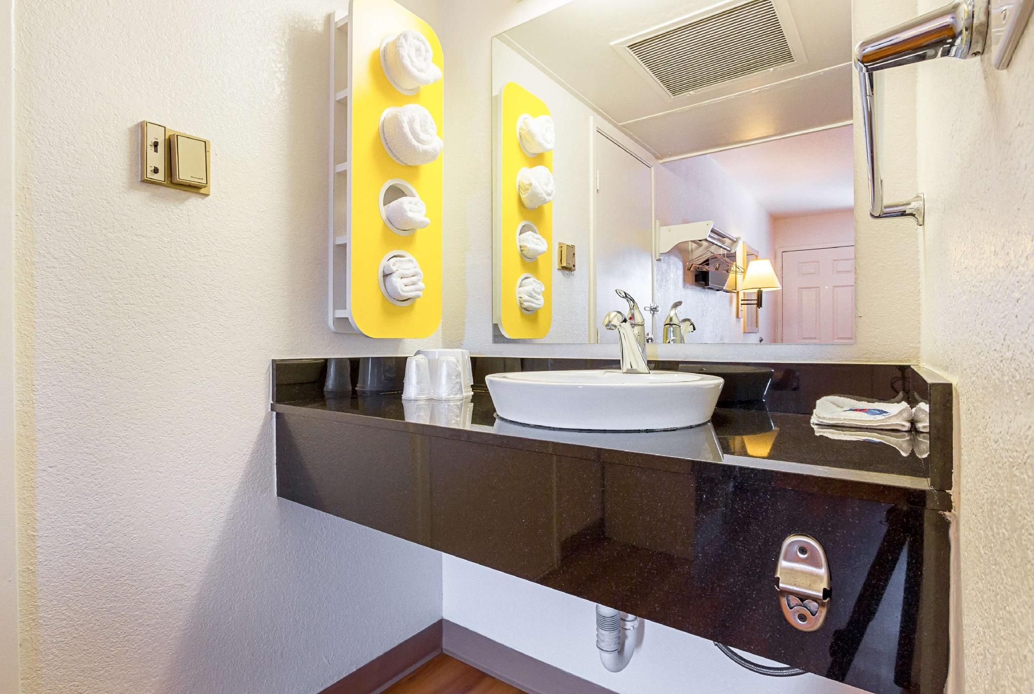 1 Queen Bed  Mini Fridge