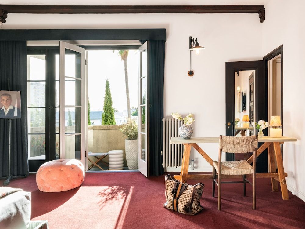 Palihouse Santa Monica Deluxe Room, 1 Queen Bed, Kitchen (Grand Studio Residence Queen) 12