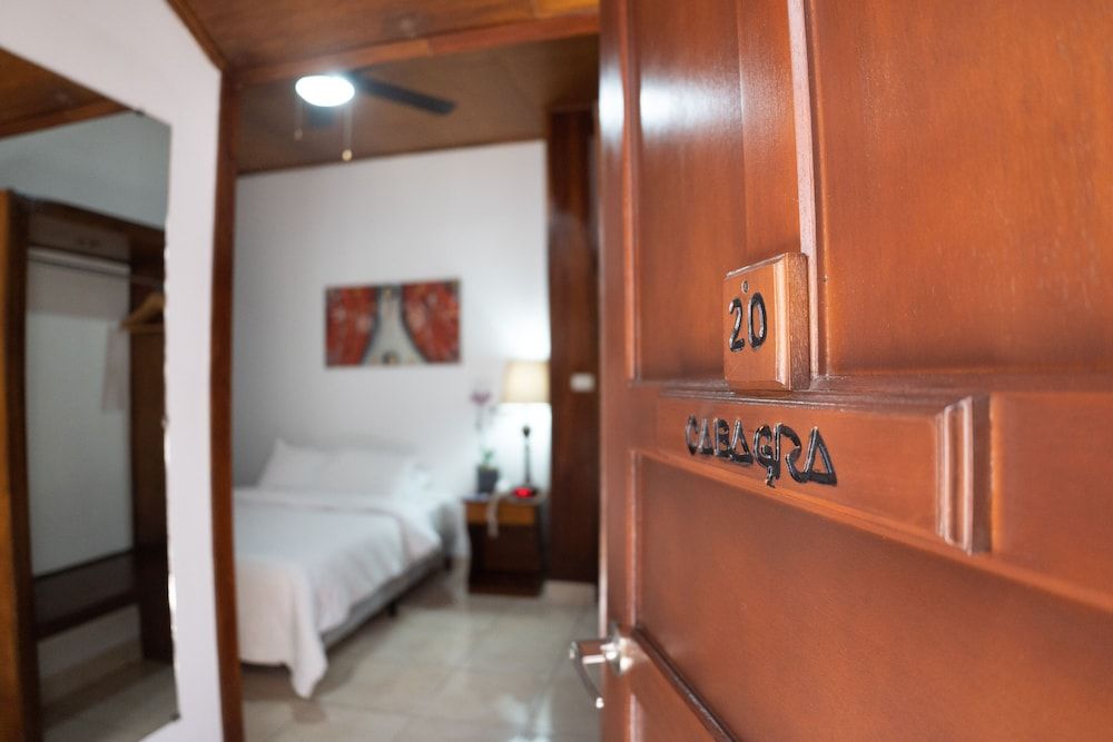 Dunn Inn Standard Room 7