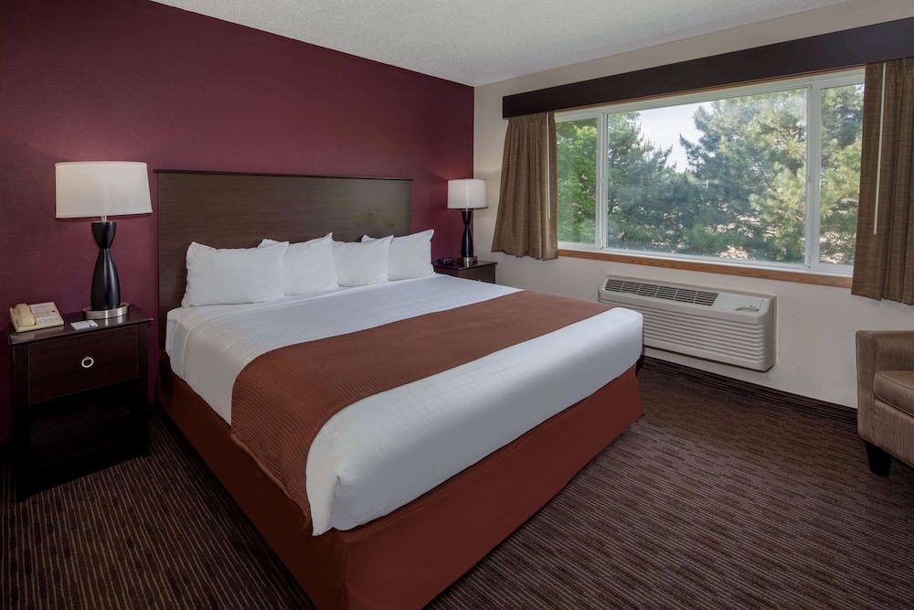Deluxe Suite, 1 King Bed, Non Smoking