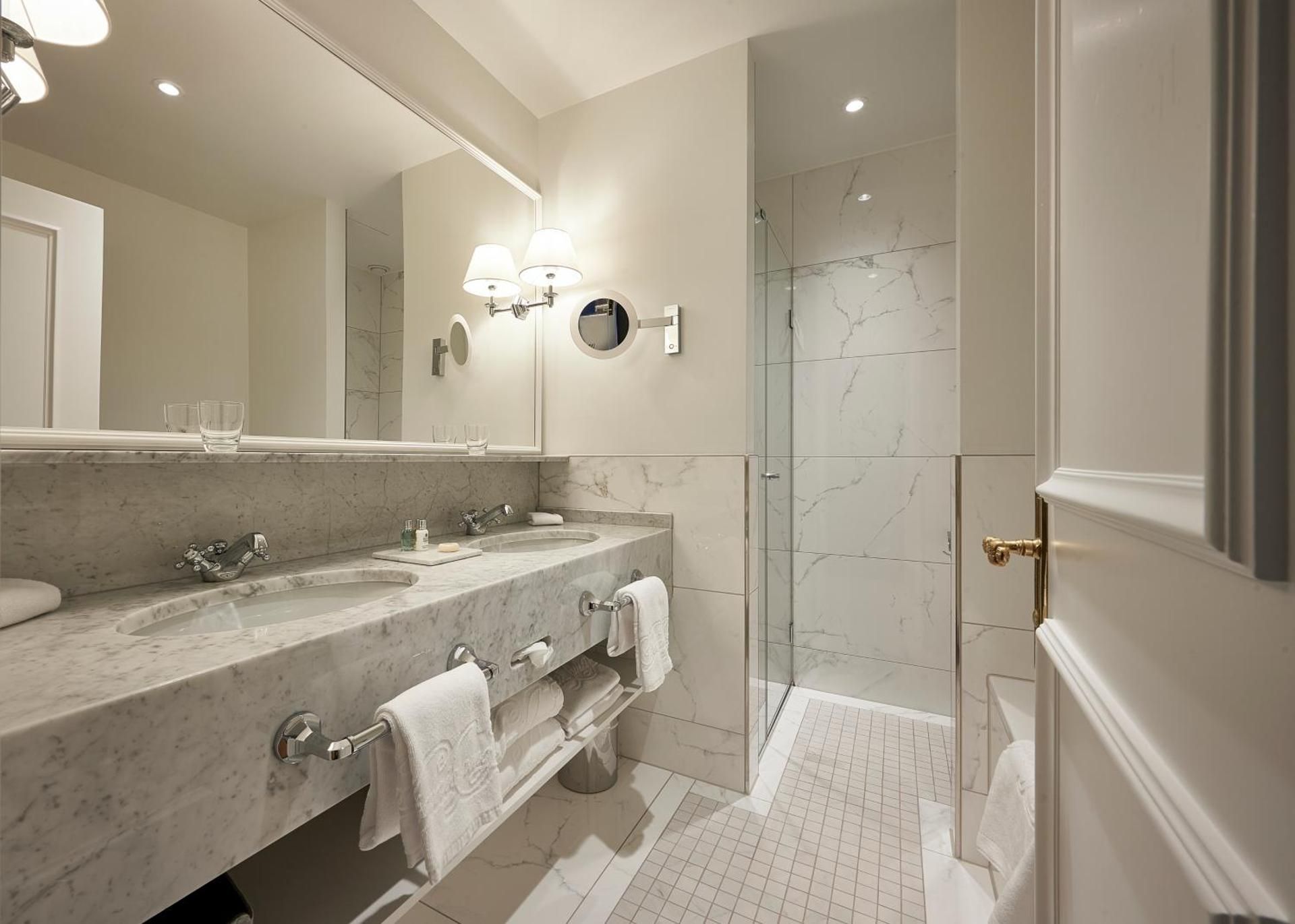 Superior Duplex Suite