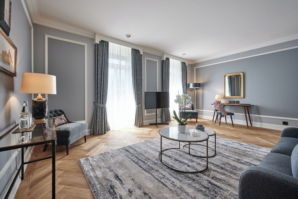 undefined Victoria Jungfrau Grand Hotel & Spa 9