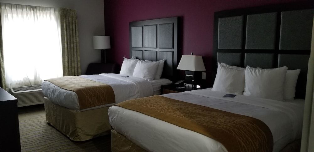 Suite, 2 Queen Beds, Non Smoking