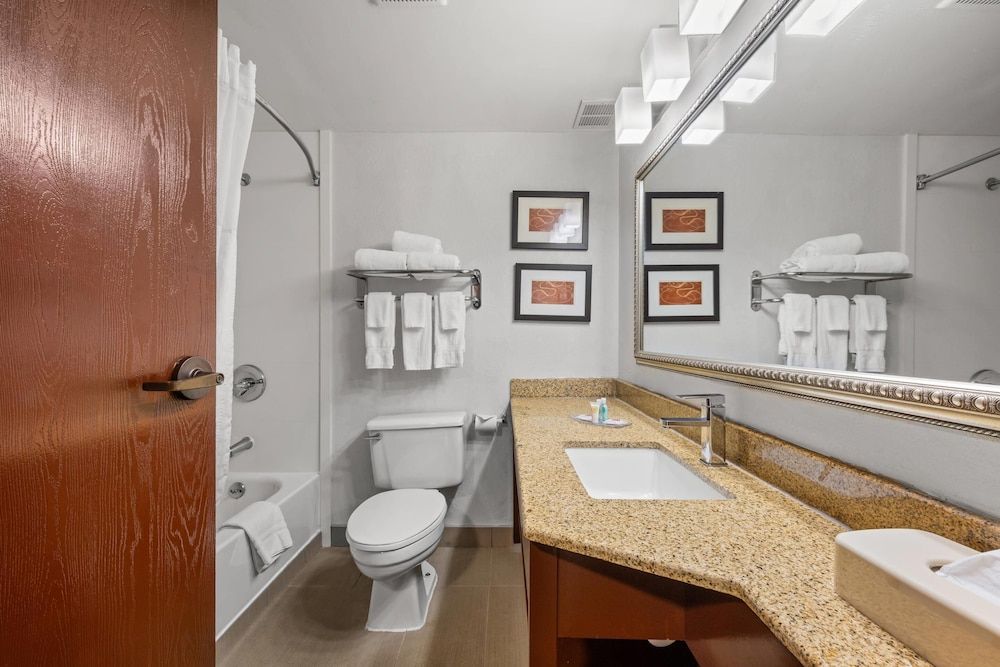 Suite, 1 King Bed, Non Smoking, Hot Tub (2 Person Hot Tub)