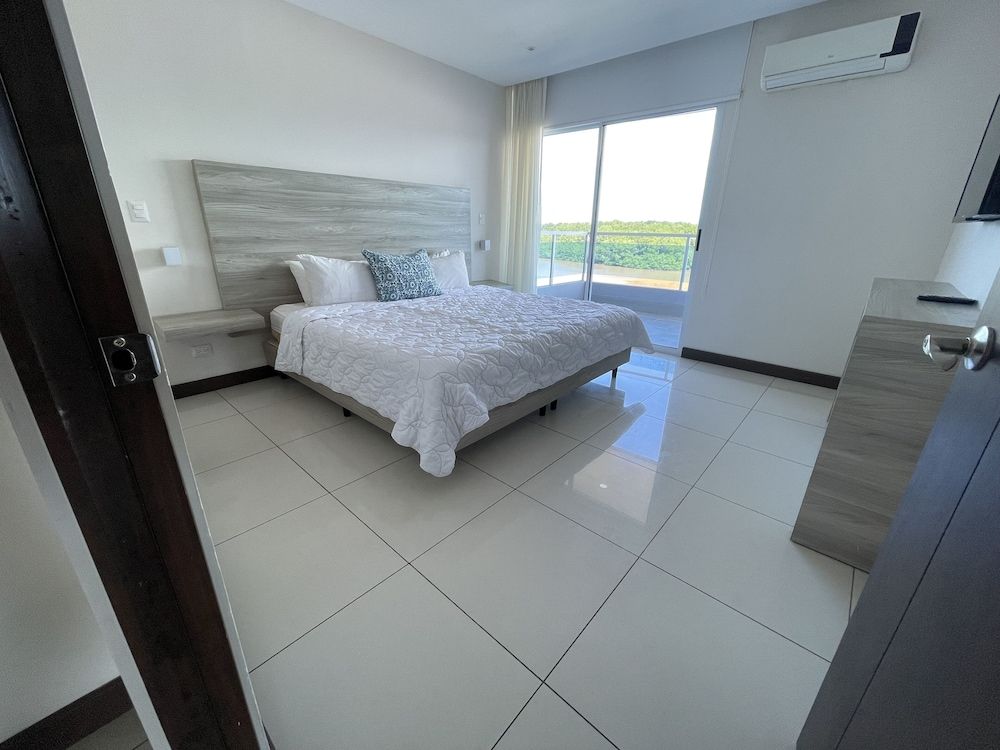 Suite with Balcony