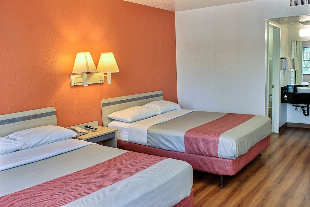 Deluxe Room, 2 Queen Beds, Non Smoking, Refrigerator & Microwave