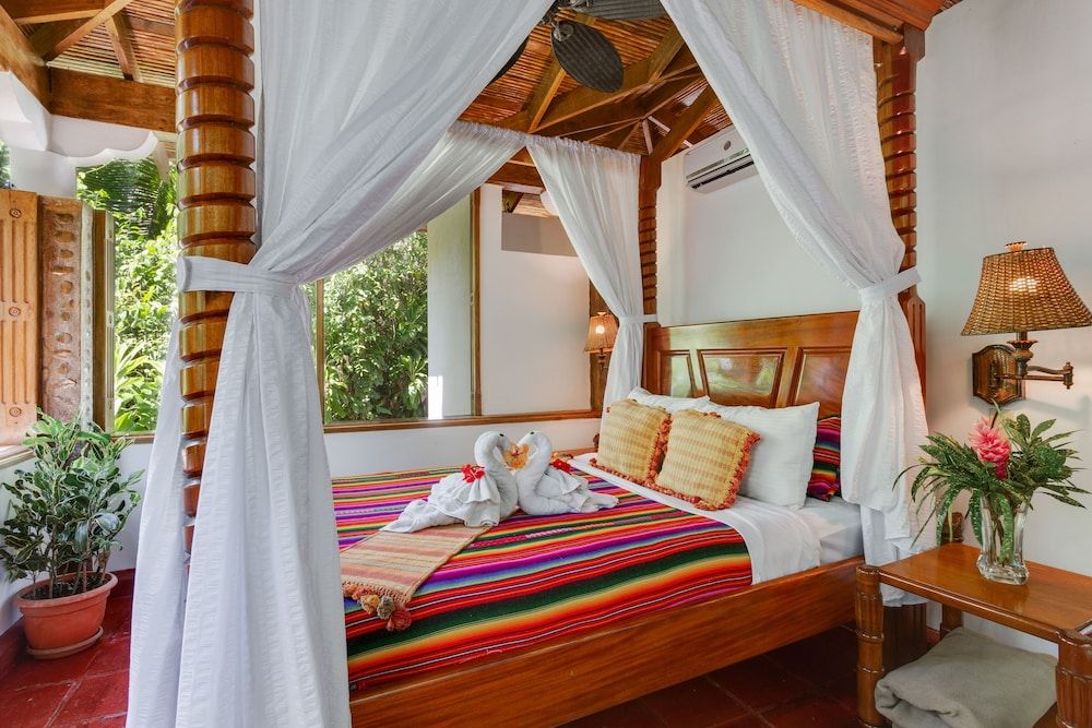 Ian Anderson's Caves Branch Adventure Co Jungle Suite