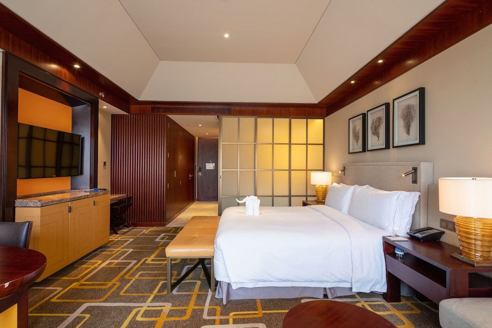 Hilton Qingdao Golden Beach Guest Twin Room