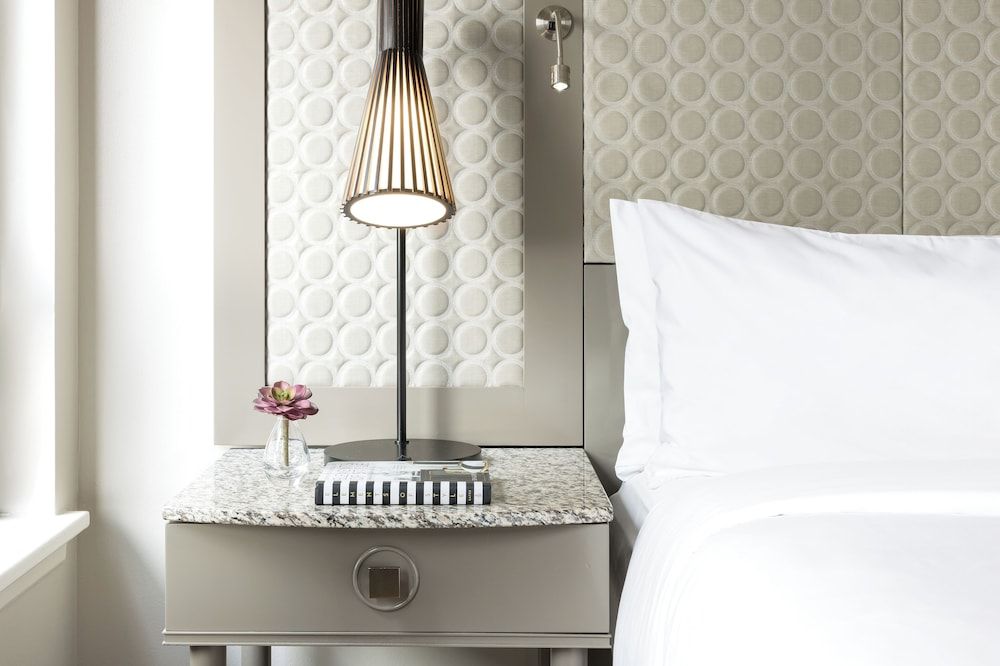 Deluxe Room, 1 Queen Bed