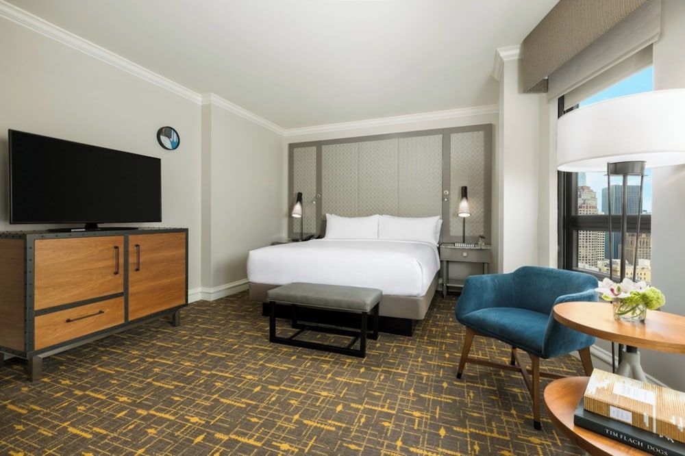 Premier Room, 1 King Bed