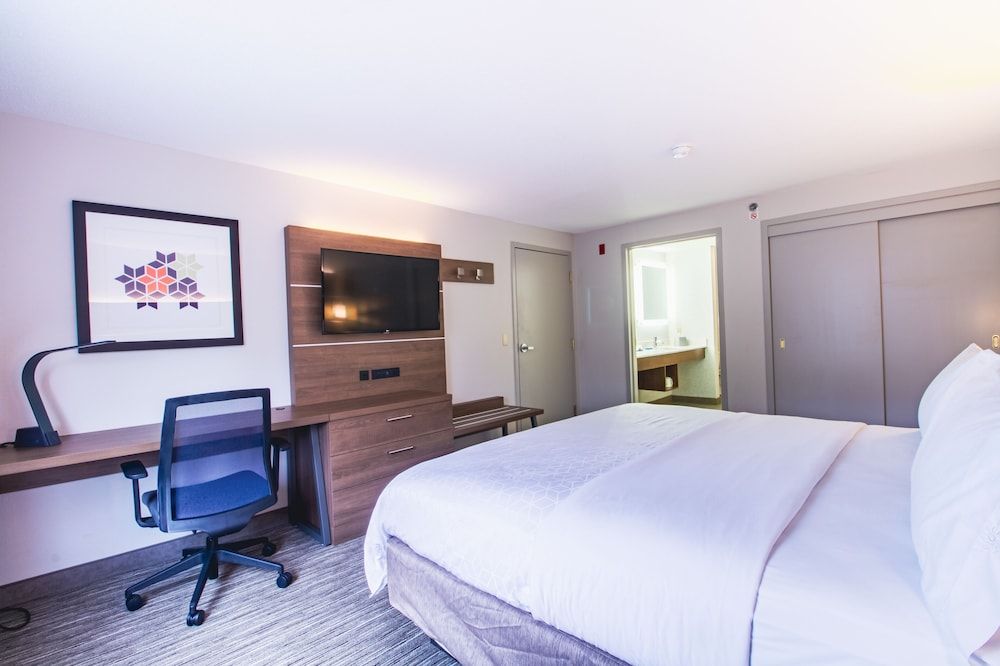Suite, 1 Bedroom, Jetted Tub (Feature)