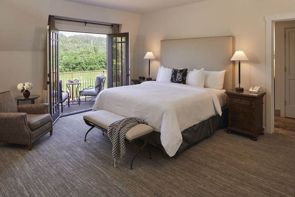 Deluxe Vineyard View