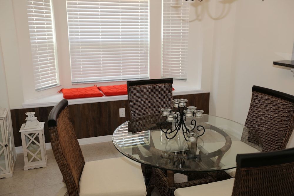 Orlando Select Vacation Homes VERANDA PALMS RESORT - 6 Bedroom home with private pool and game room 10