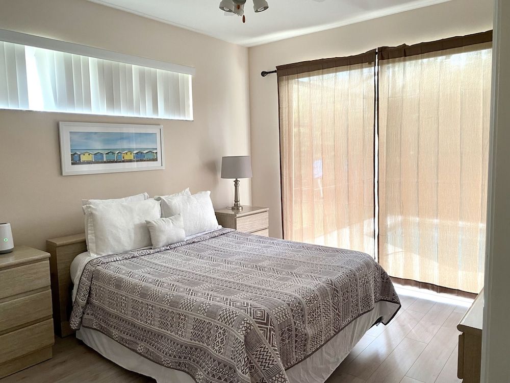 Orlando Select Vacation Homes Sunset Lakes - 4 bedroom House with private pool (3 full bathrooms) 2