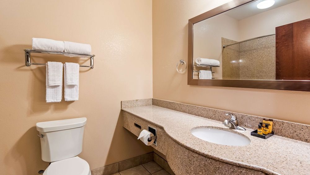 Best Western Plus Seminole Hotel & Suites Suite, 2 Queen Beds, Non Smoking, Refrigerator & Microwave