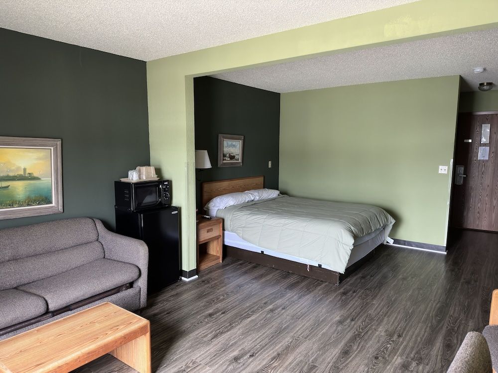 Harbor Lights Lodge Deluxe Room, 1 Queen Bed 6