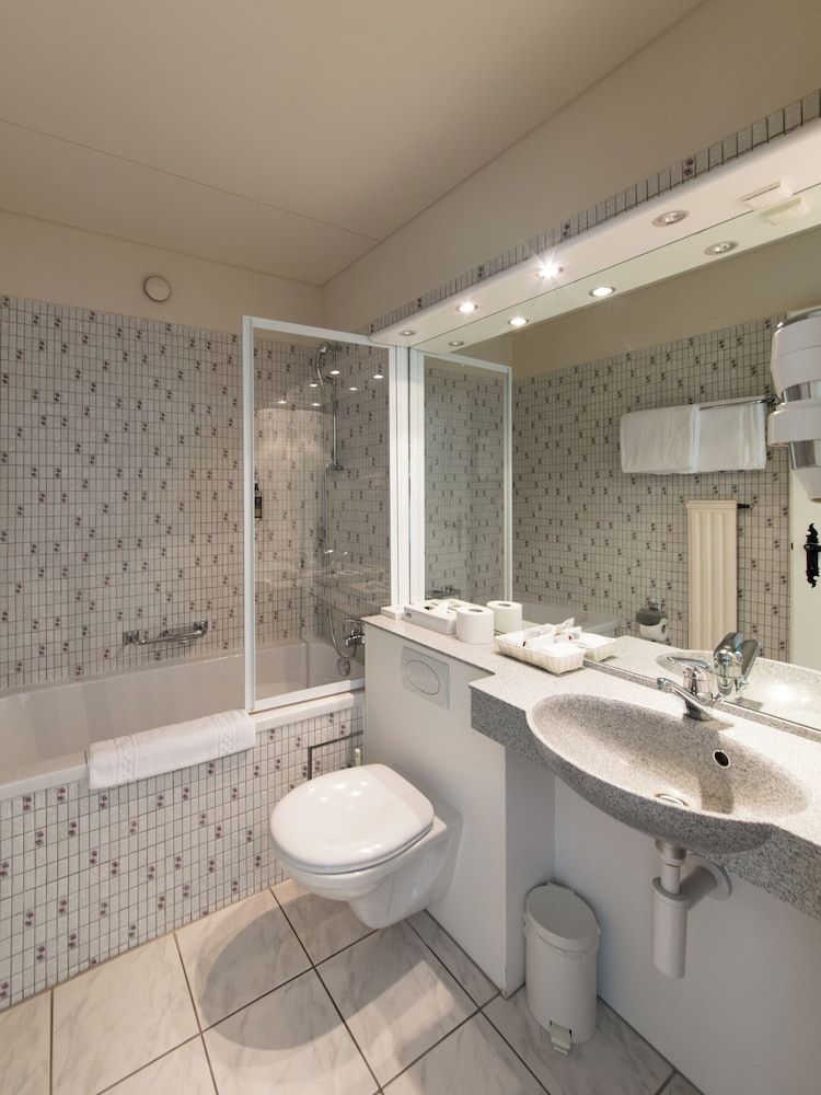 Hotel De La Rose Superior Twin Room 4