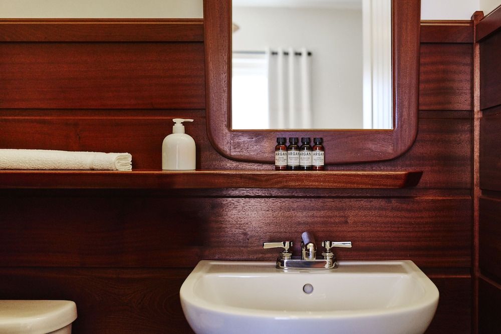 Freehand Chicago Queen 6