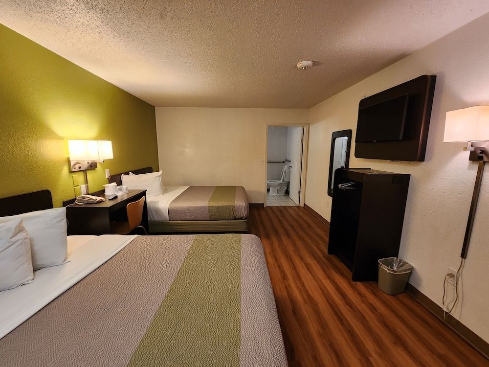 Standard Room, 2 Queen Beds, Accessible, Non Smoking