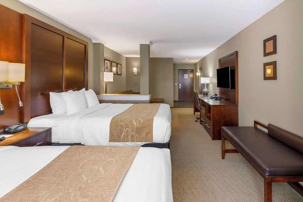 Suite, 2 Queen Beds, Non Smoking