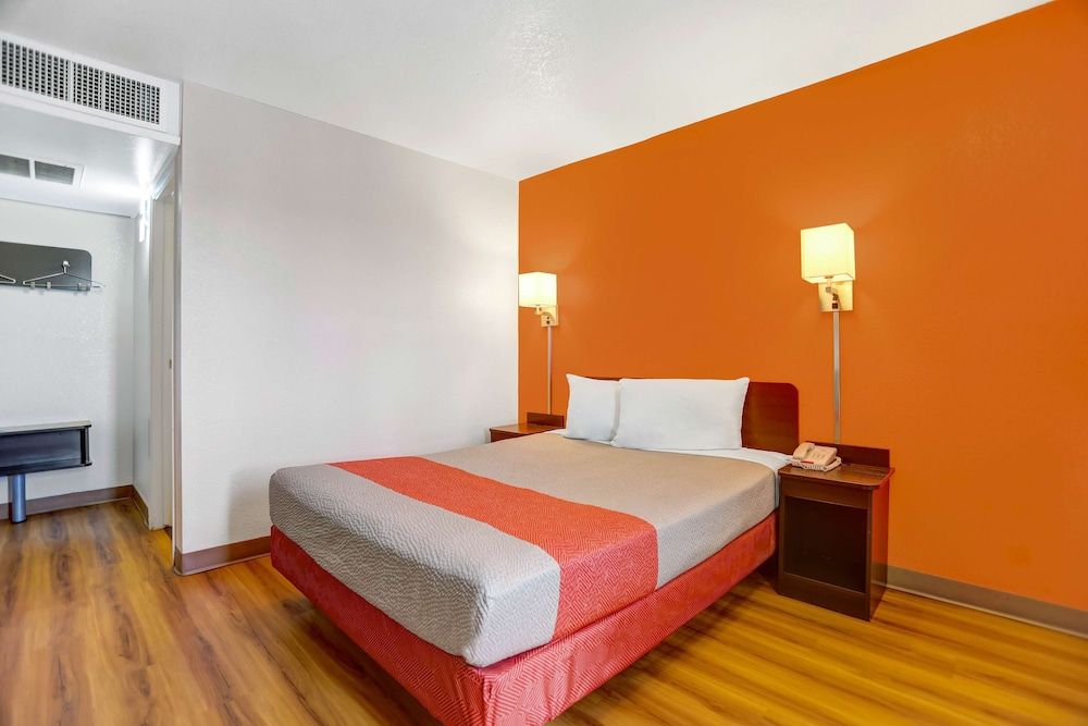 Standard Room, 1 Double Bed, Accessible, Non Smoking