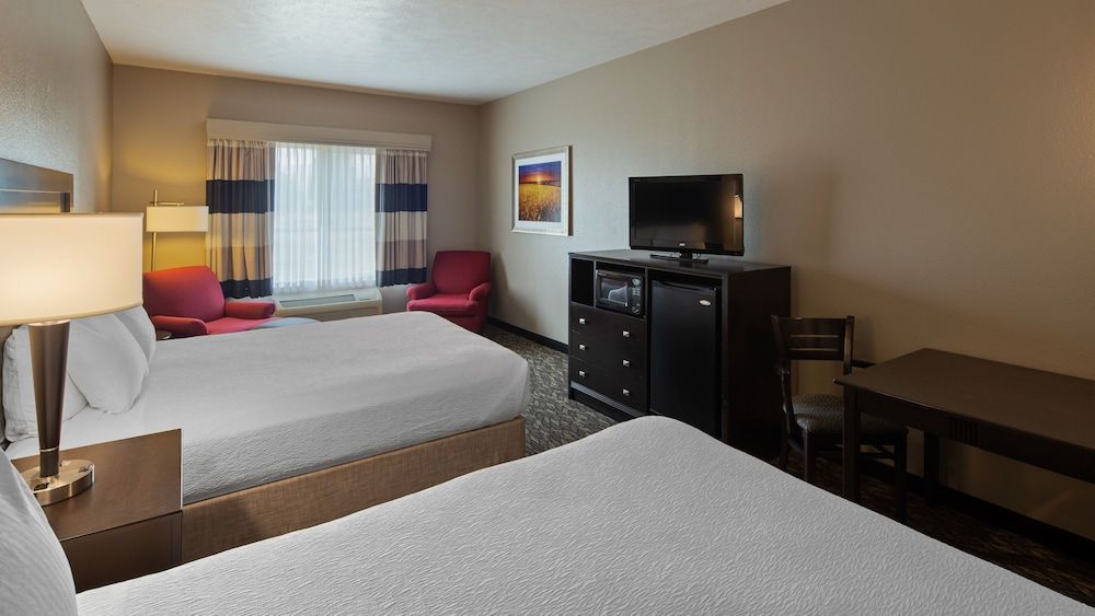 Standard Room, 2 Queen Beds, Non Smoking, Refrigerator & Microwave