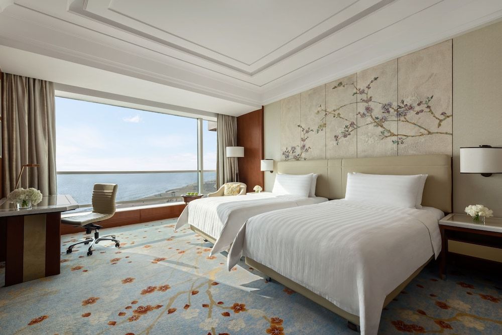 Horizon, Room, 2 Twin Beds, Balcony, Sea View
