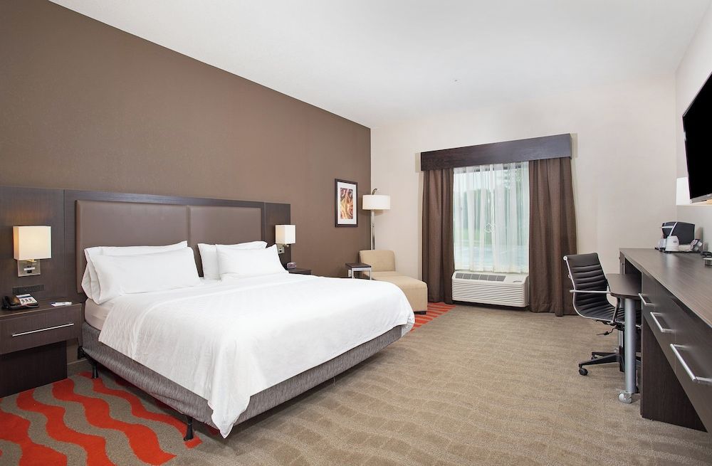 Holiday Inn Express & Suites Glasgow by IHG