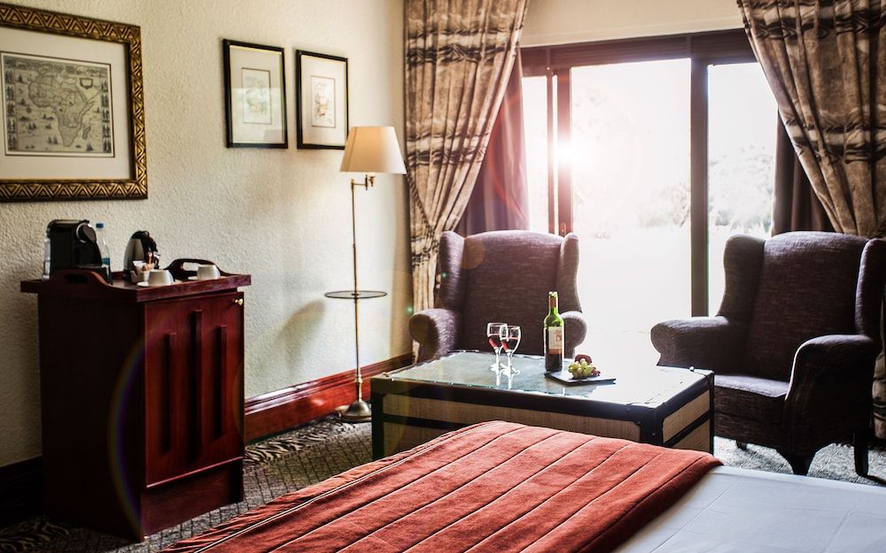 Avani Gaborone Resort & Casino AVANI Club Room 6