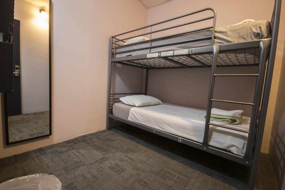 Basic Shared Dormitory, Mixed Dorm