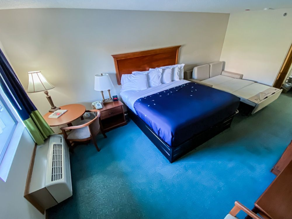 Green Gables Inn Deluxe Room, 2 Queen Beds, Mobility Accessible, Ground Floor 8