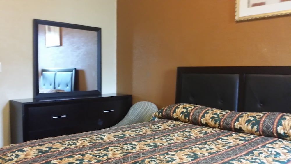 El Capitan Hotel Deluxe Room, 1 Queen Bed, Private Bathroom 3