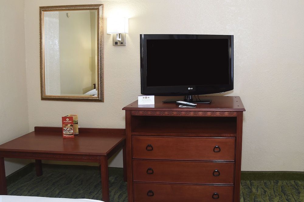 Baymont by Wyndham Orlando East