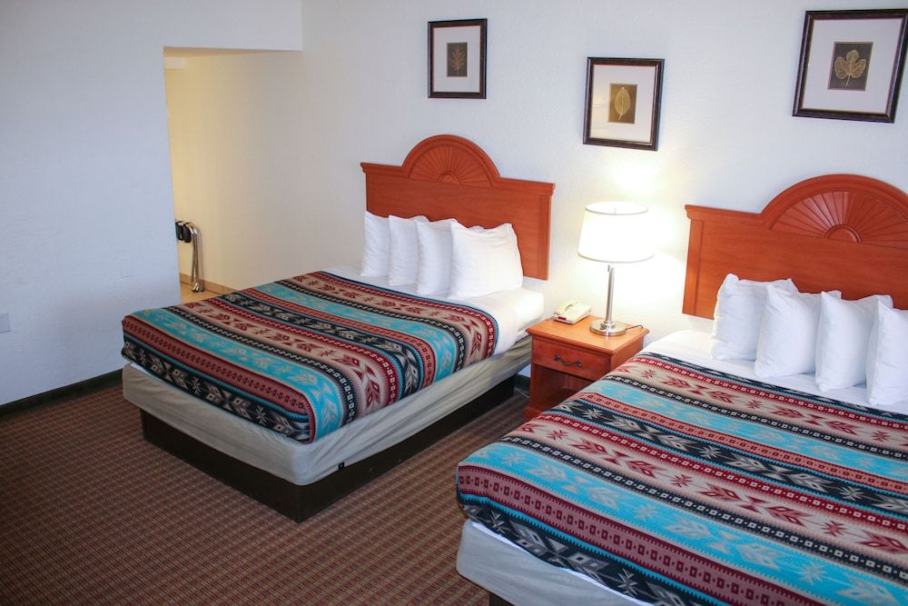 Room, 2 Queen Beds, Non Smoking