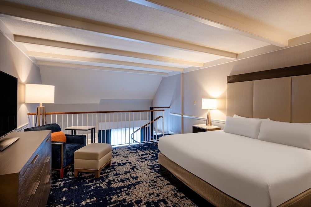 Duplex, 1 King Bed (Suite)