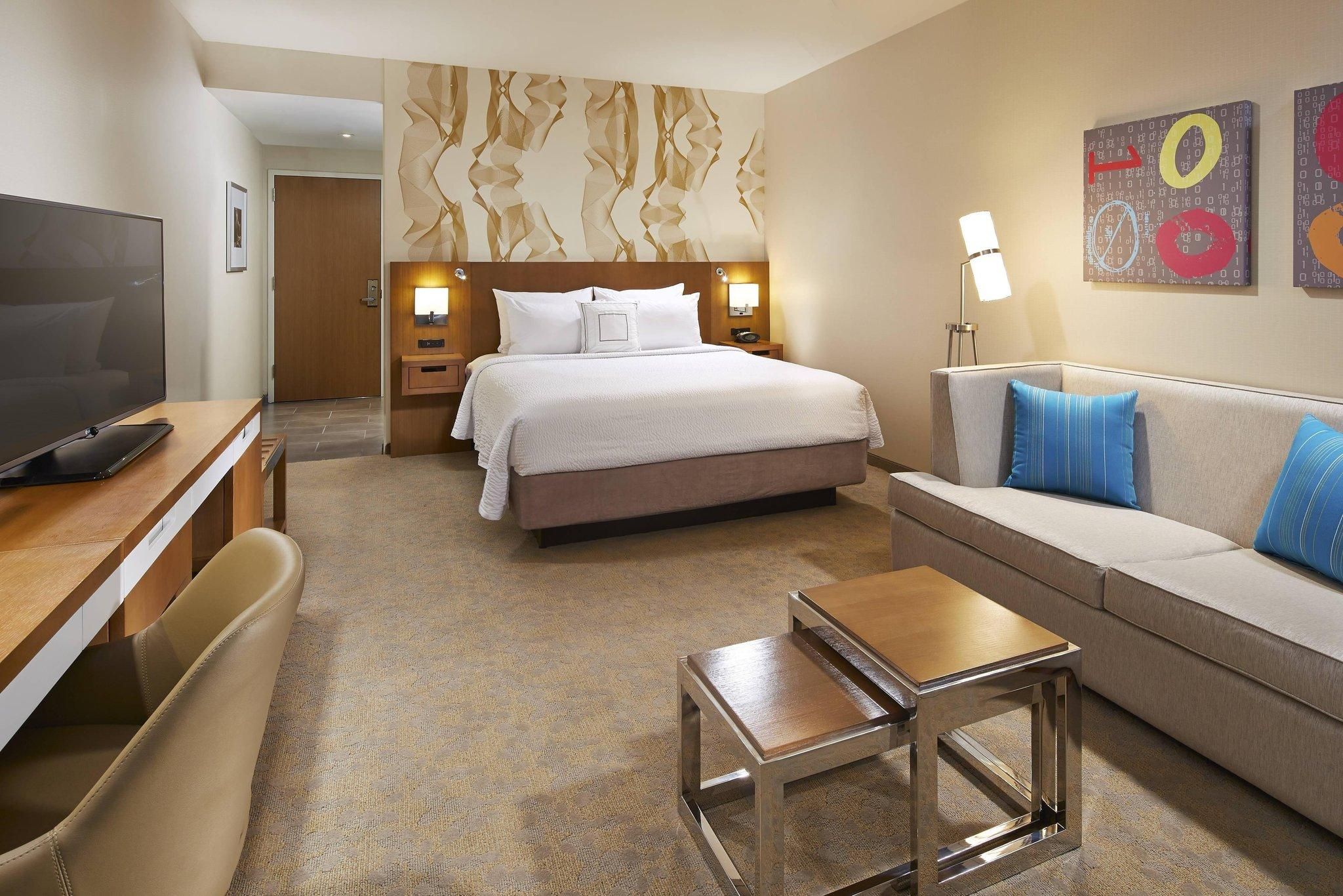 Guest room, 1 King, Sofa bed, High floor