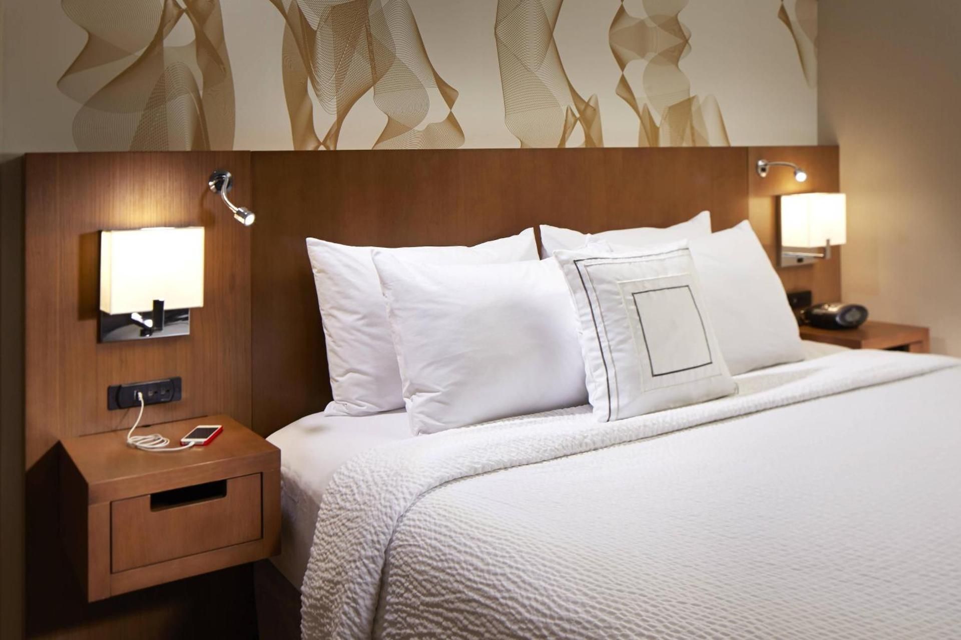 King Room with Sofa Bed and Roll-in Shower - Mobility Accessible