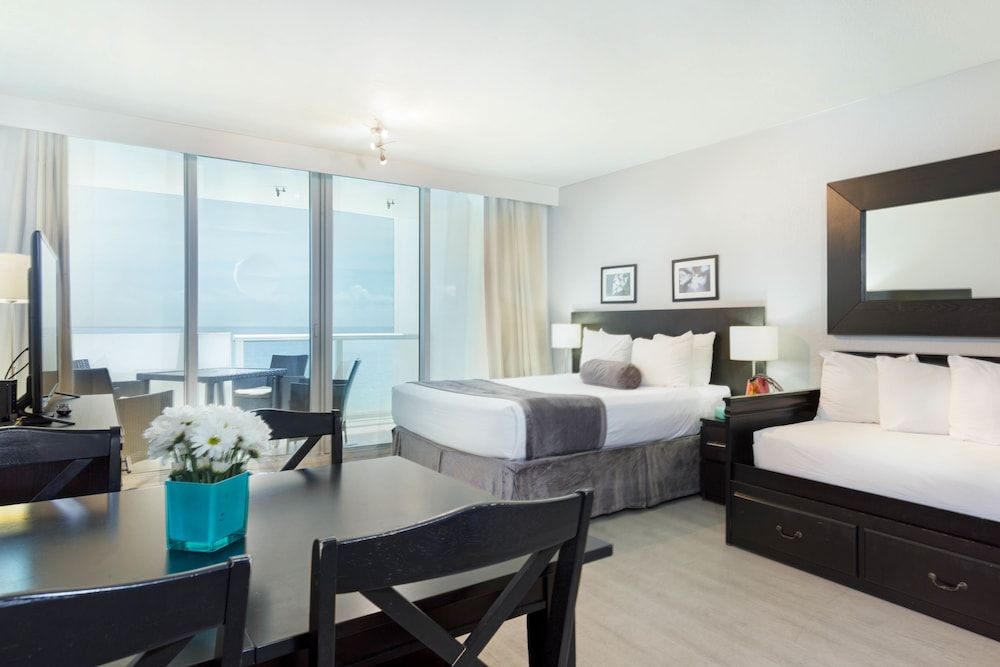 Superior Studio Suite, Balcony, Sea View