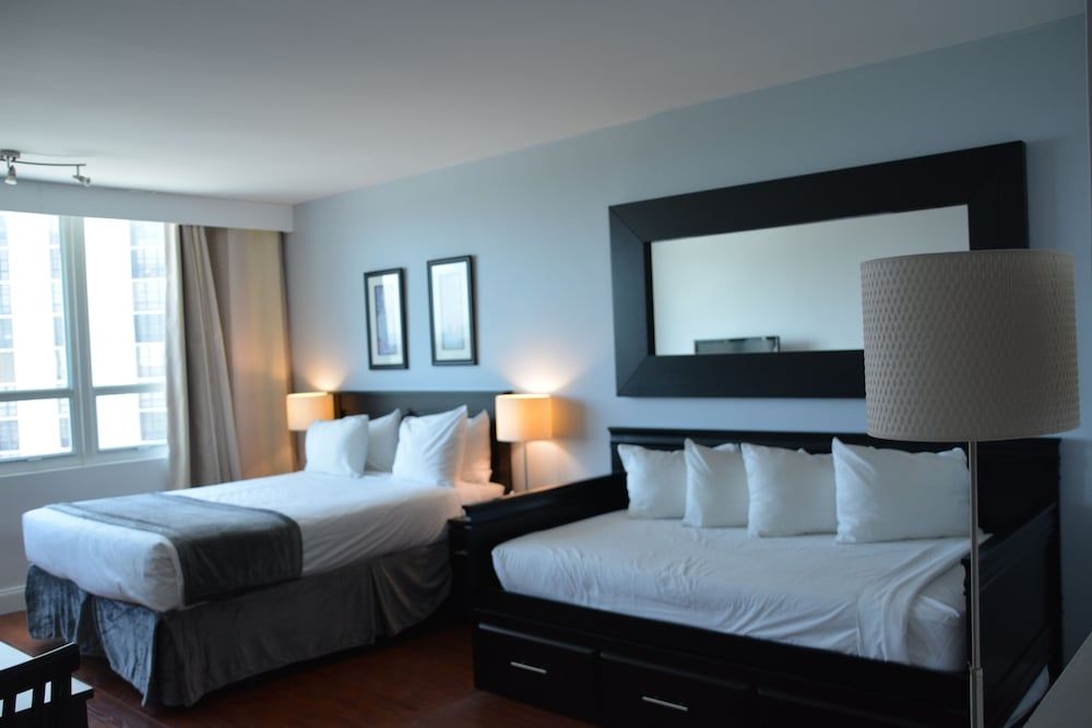 New Point Miami Beach Apartments Studio, Multiple Beds (Studio Bay View) 4