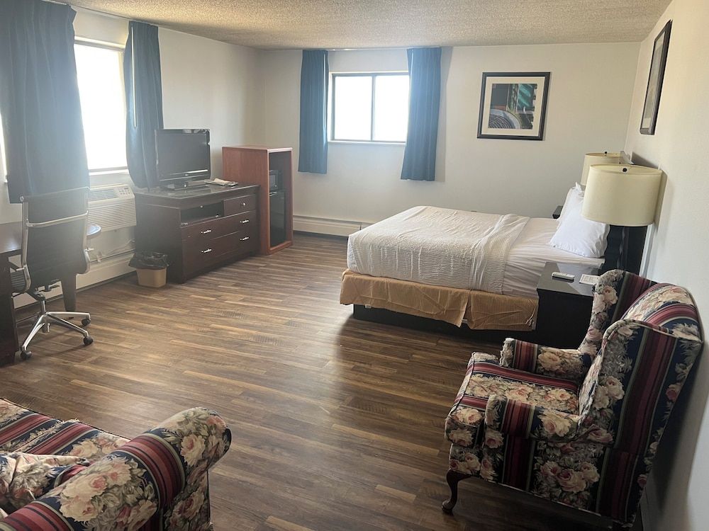 Suite, 1 King Bed