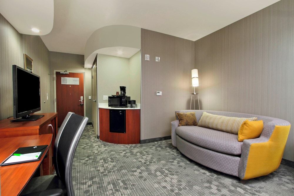 Courtyard by Marriott Victoria